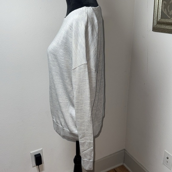 Ann Taylor Sz L heather light gray long sleeves pullover merino wool sweater - Picture 2 of 7
